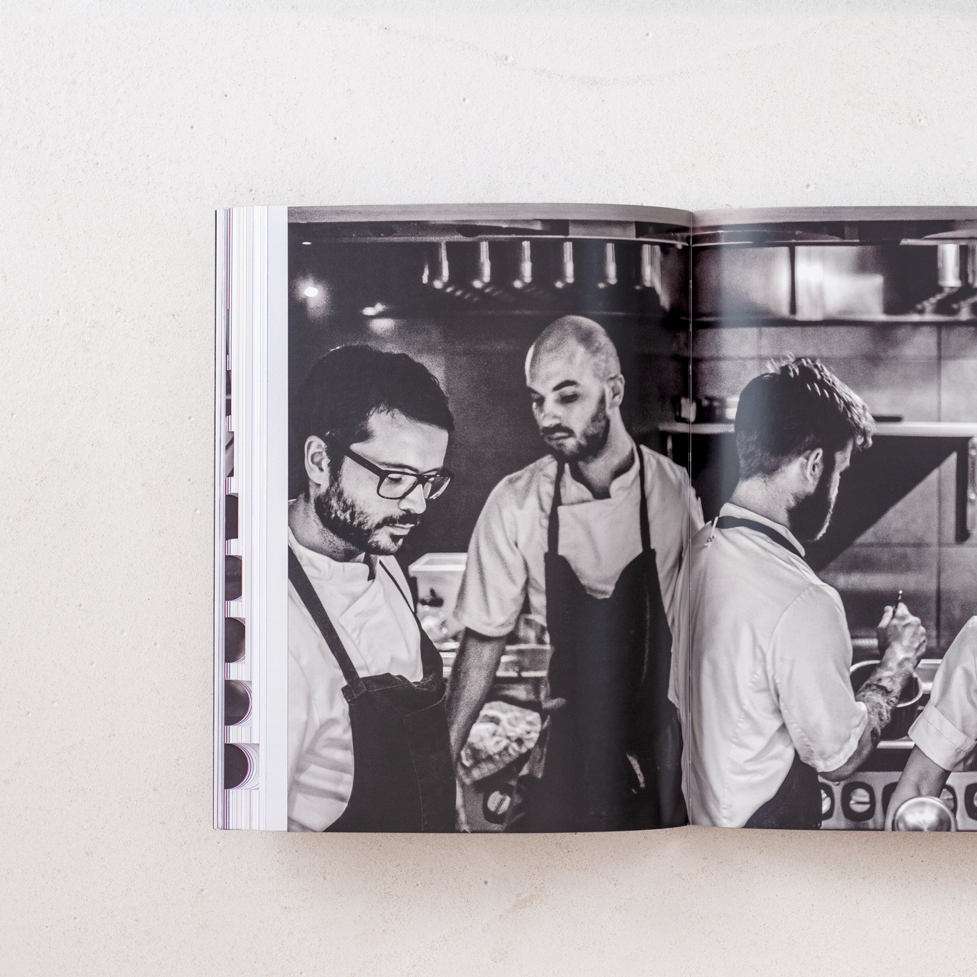 Relæ A Book of Ideas Relæ: A Book of Ideas